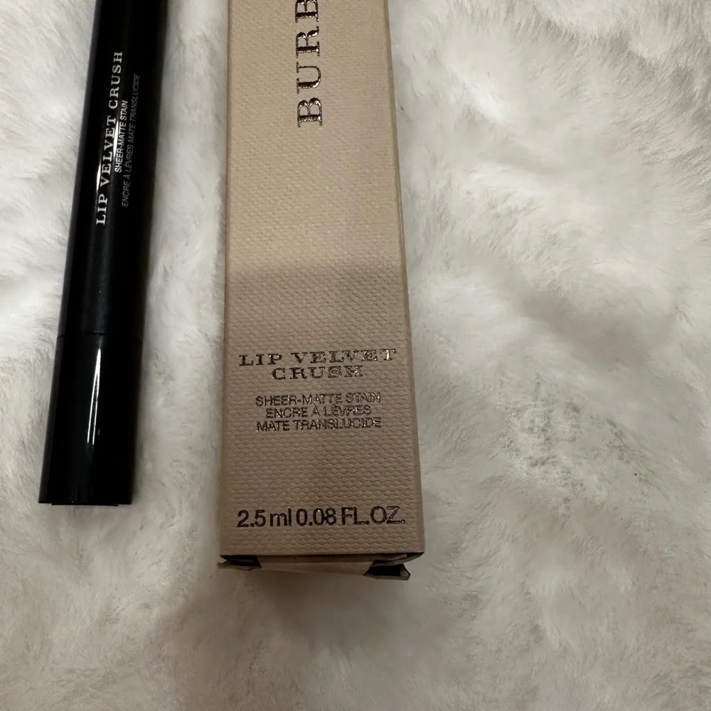 Burberry Lip Velvet Crush - sugar pink